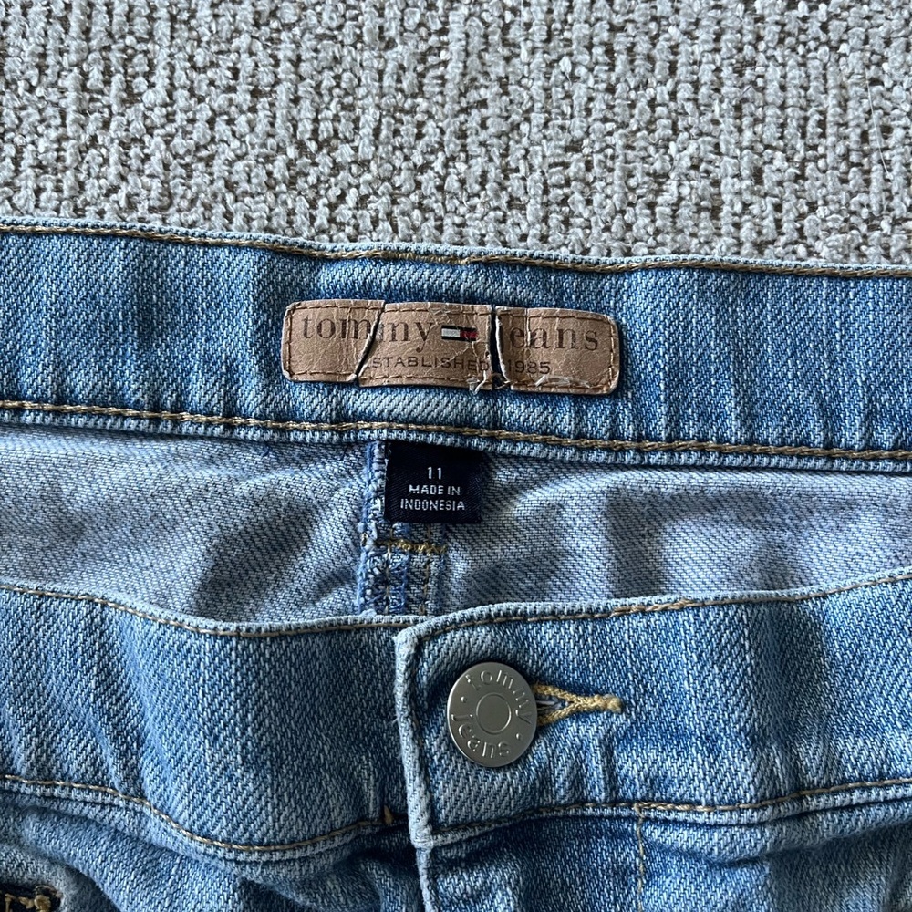 90s Y2K Tommy Jeans Denim Mini Skirt Women's Size 11 - Picture 3 of 4